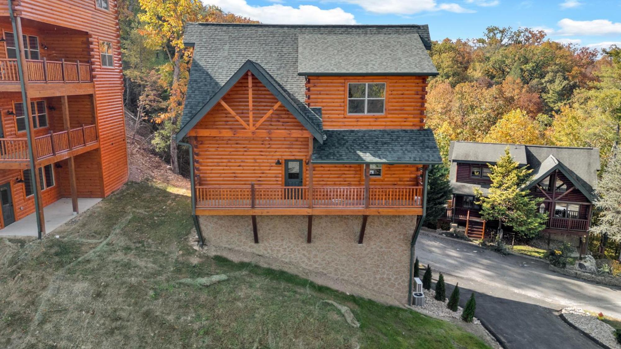 Villa New Luxury Cabin With Indoor Pool, Hot Tub, & Theater Pigeon Forge Exterior foto